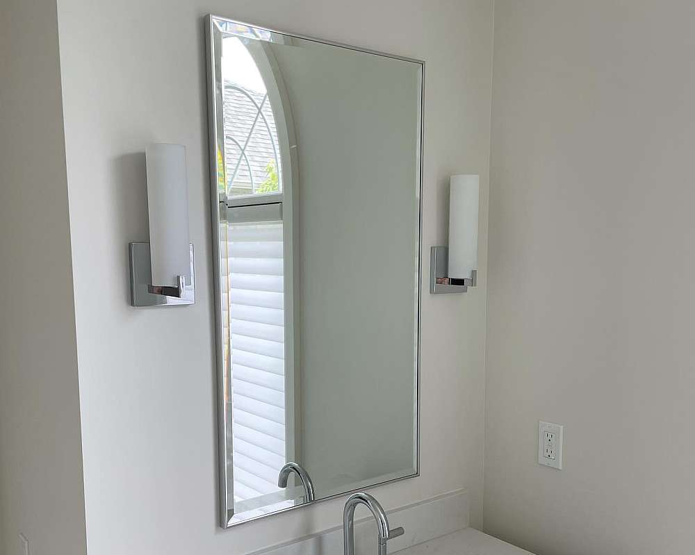 MIRRORS_01