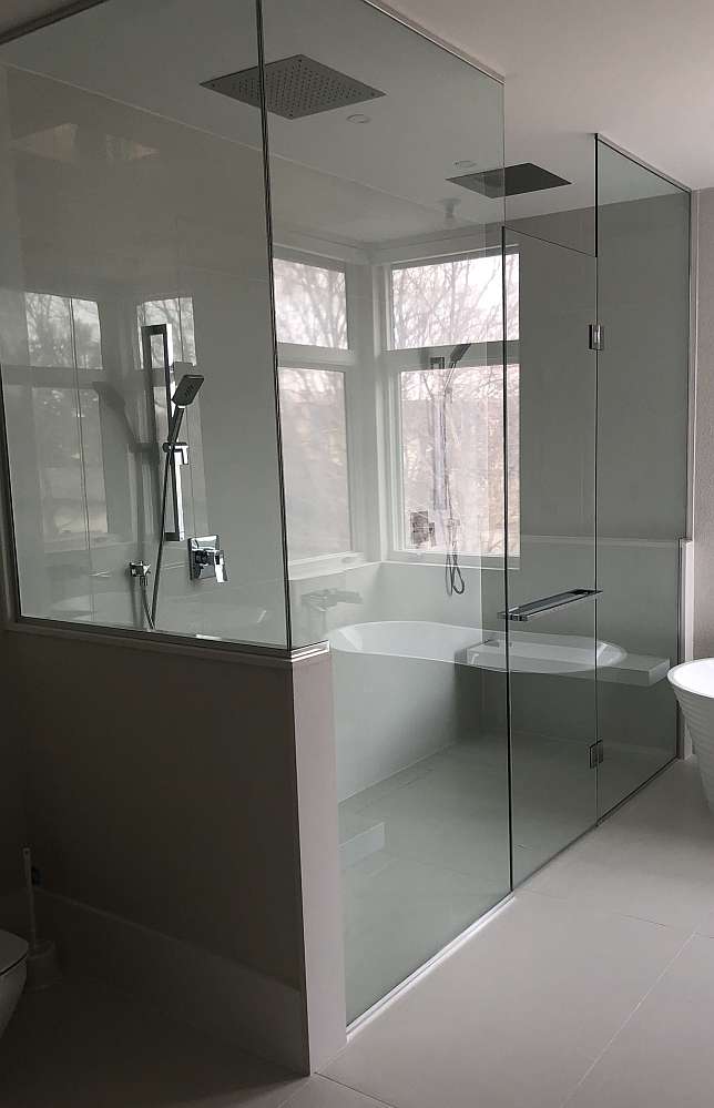 SHOWERS-UCHANNEL-4PANEL-06
