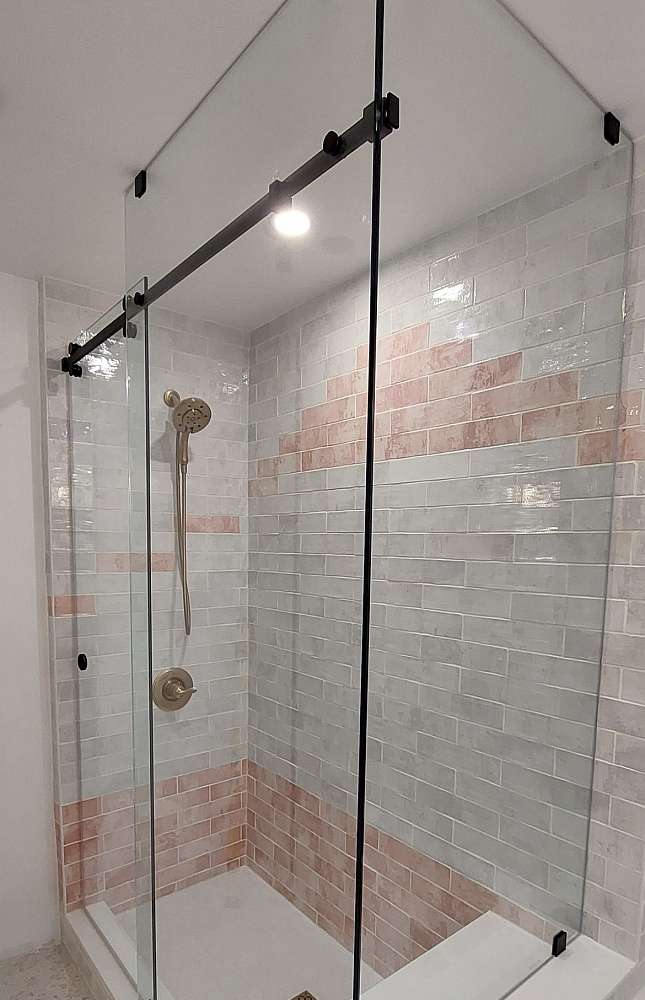 RESIDENTIAL_SHOWER_ENCLOSURES_SLIDERS_01